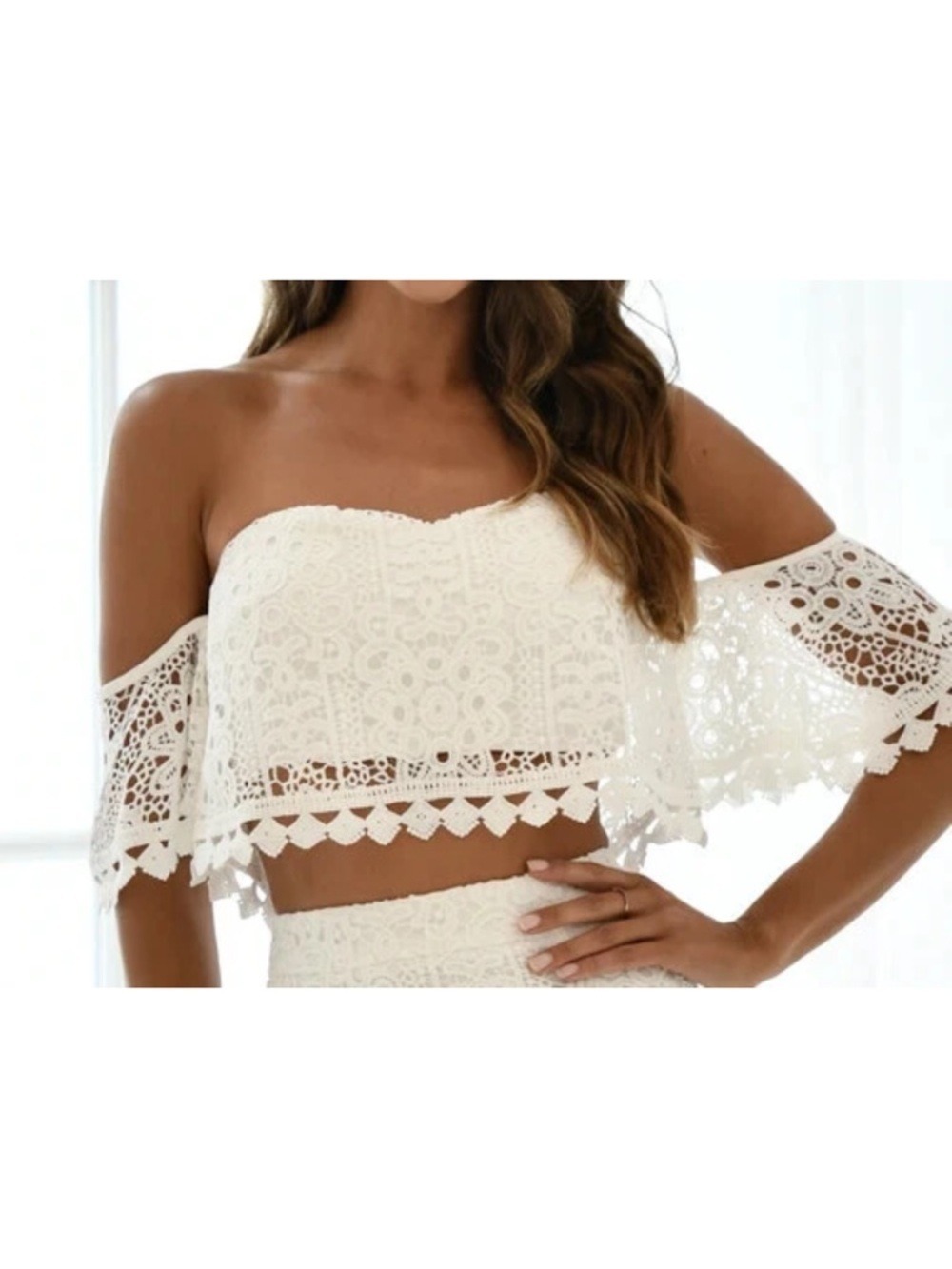 Banjul White Lace Off-Shoulder Crochet Crop Top | Size Medium